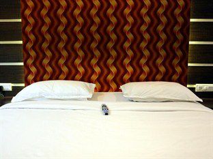 Sbs Grand Hotel Коимбаторе Екстериор снимка